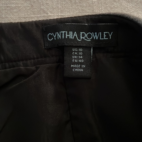 Grey and black wool mini skirt - Picture 2 of 3